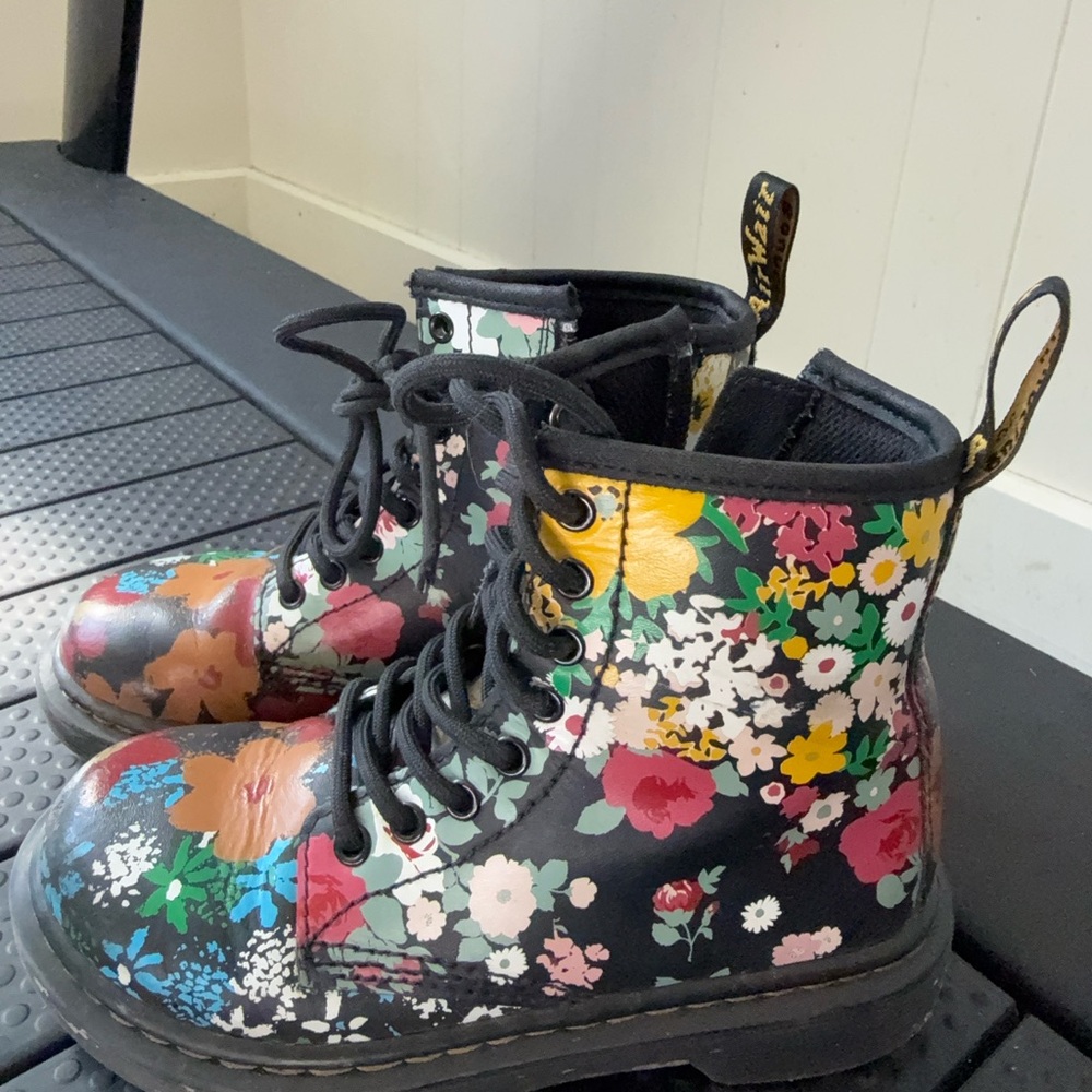 Dr. Martens 1460 Wanderlust Floral Boots